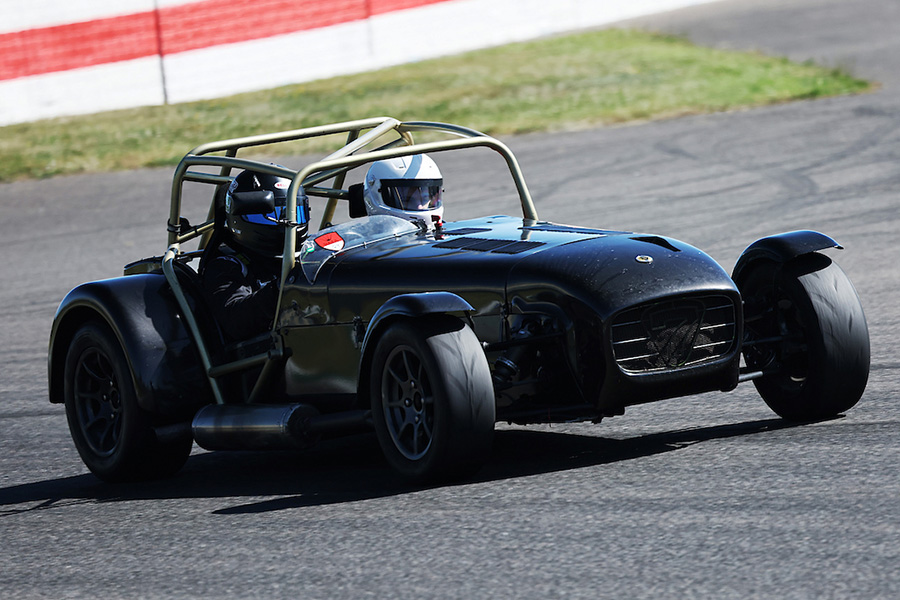 Caterham R300 & R400 Track Day Hire track day hire