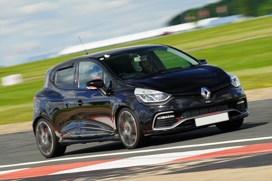 Renault Sport Clio 197 Track Day Hire track day hire