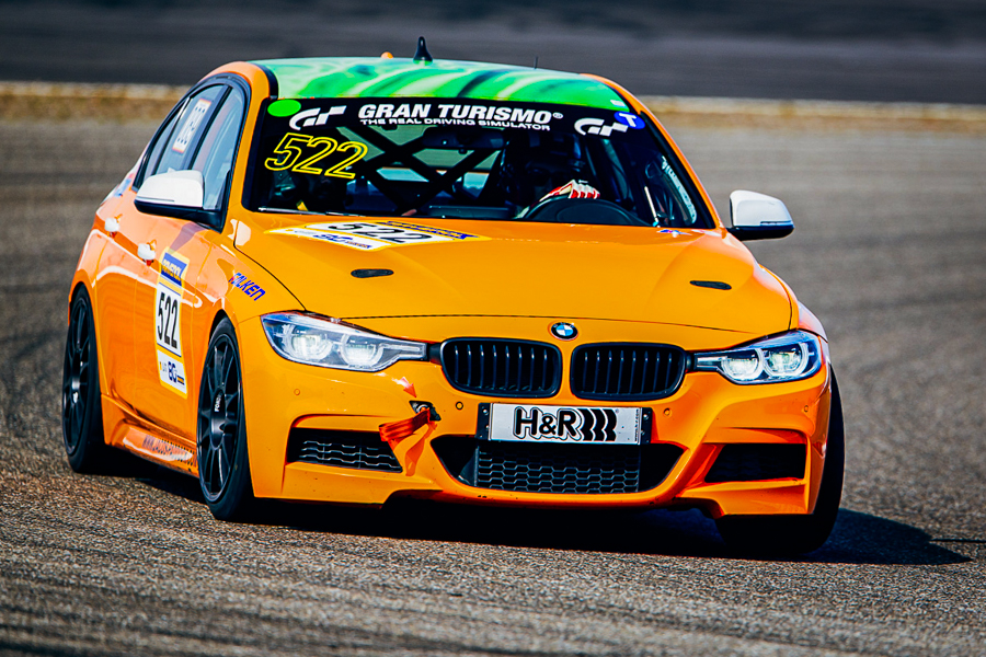 BMW 330i F30 NLS racecar track day hire