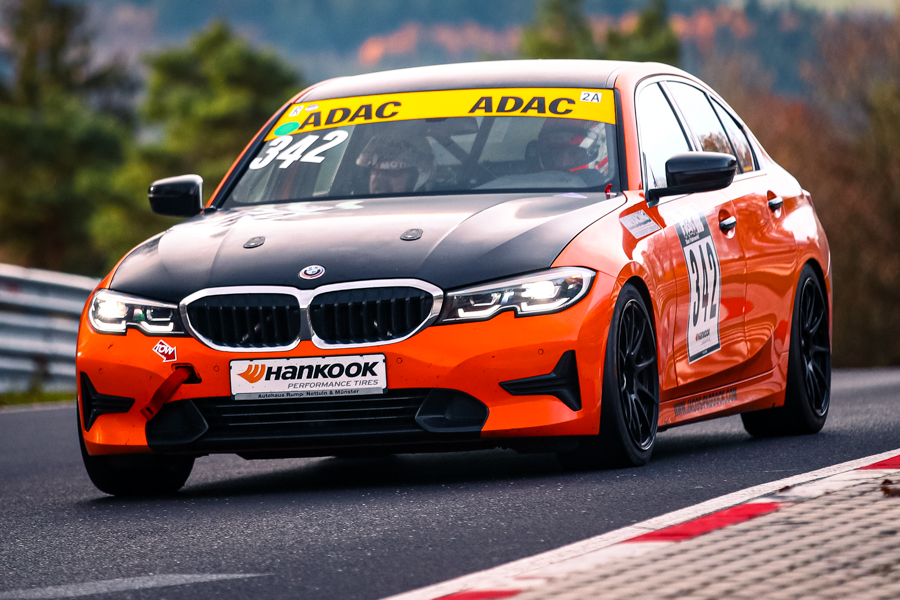 BMW G20 330i 24H edition track day hire